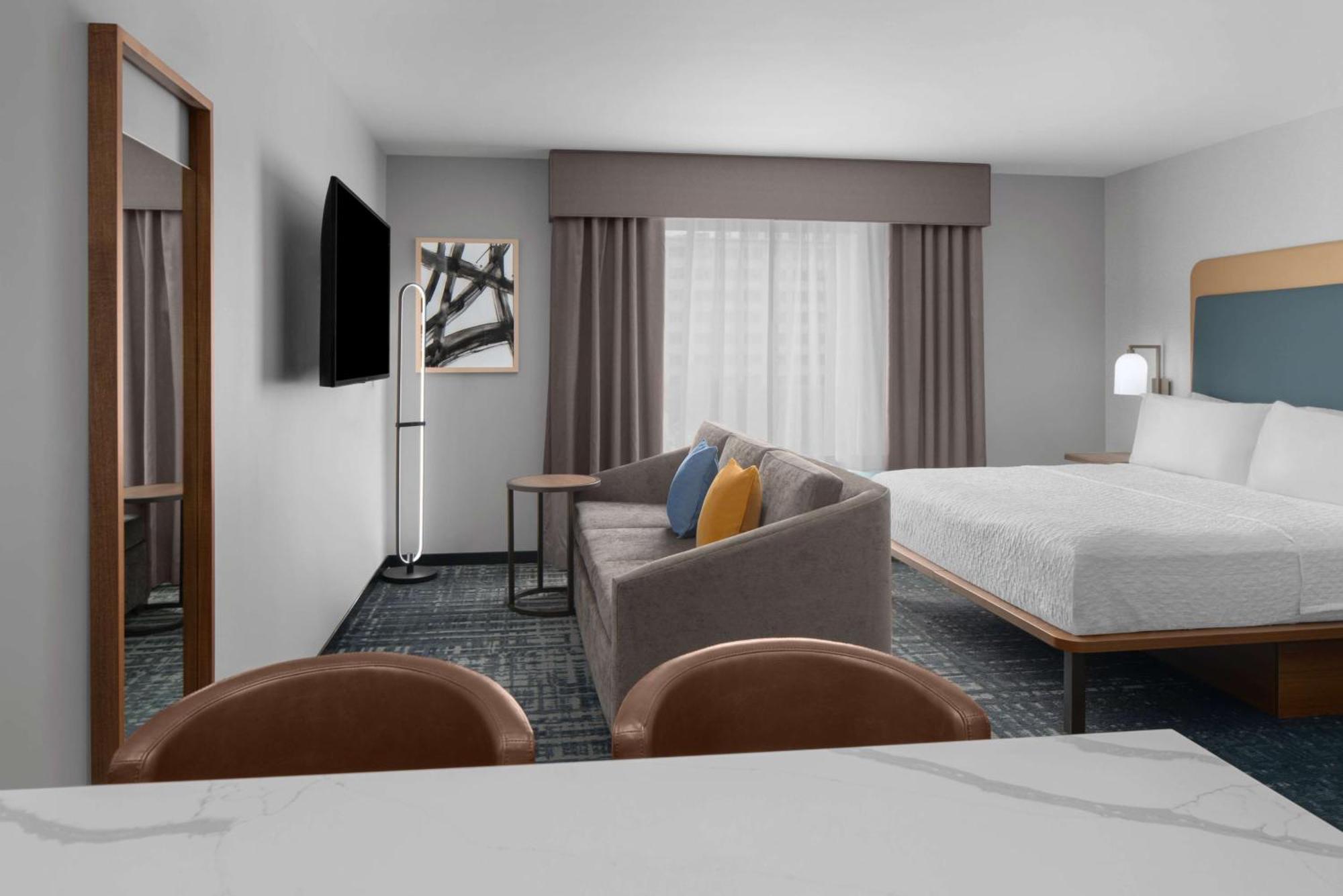 King Studio Suite,1545045118:JPEG